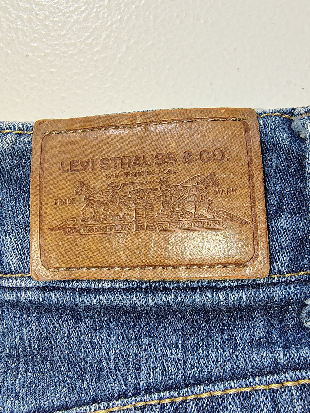 Levi's Strauss & Co Girls Denim Blue Shorts Size 6 Embroidered Logo Adjustable - Picture 11 of 12